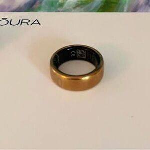 Oura Elegant Rose Gold Health Ring Gen3